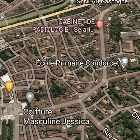 Maison De Rue: Auch Exterior foto