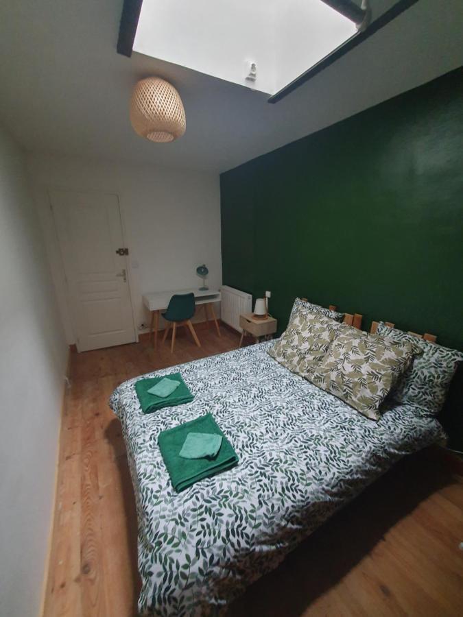 Maison De Rue: Auch Exterior foto